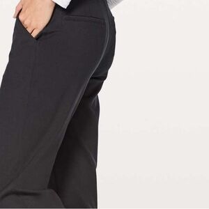 Lululemon Athletica Black Cargo Pants with Relaxed Fit